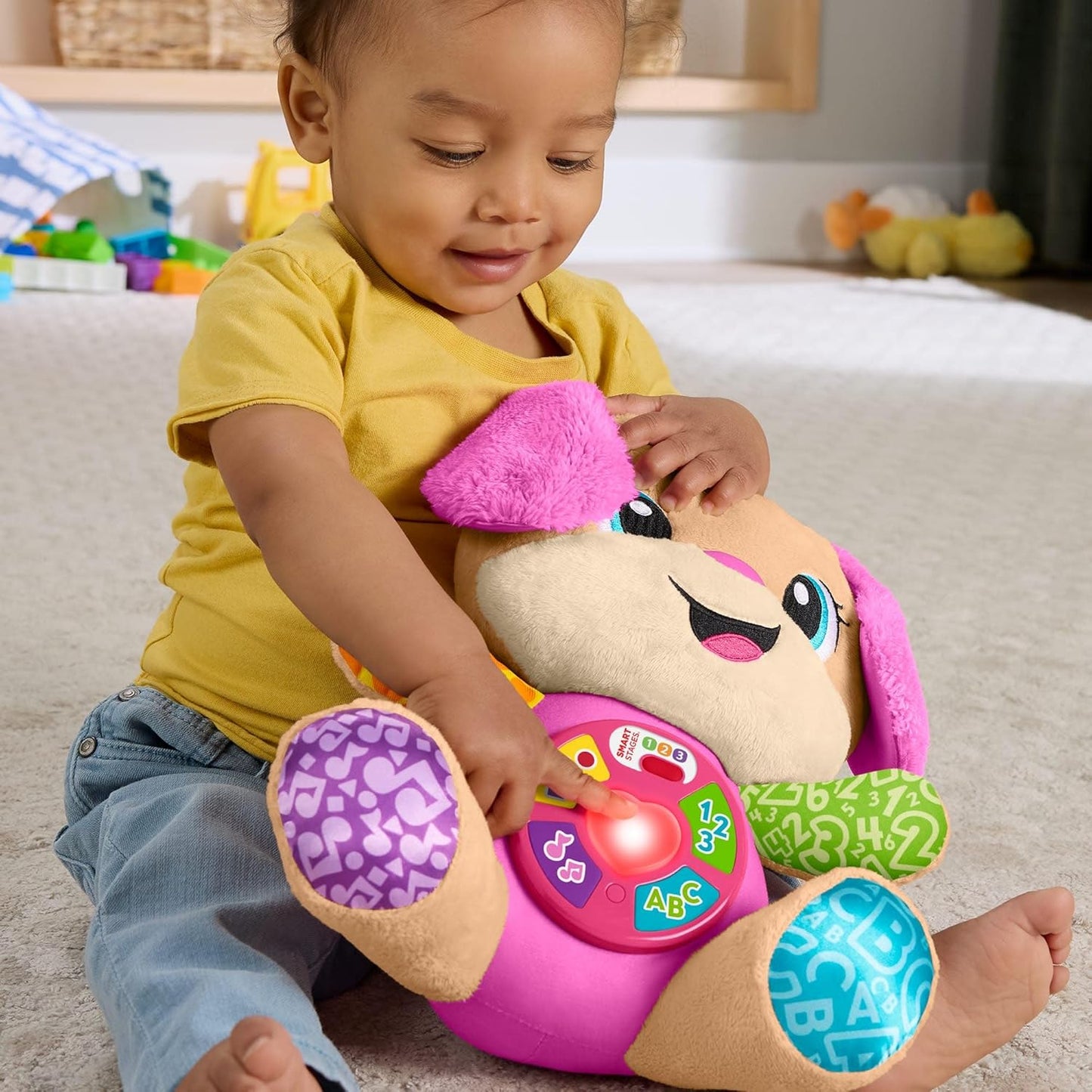 Fisher-Price Laugh & Learn Smart Stages Sis UK Edition – Interactive Musical Learning Plush Toy with Lights and Songs for Babies 6–36 Months